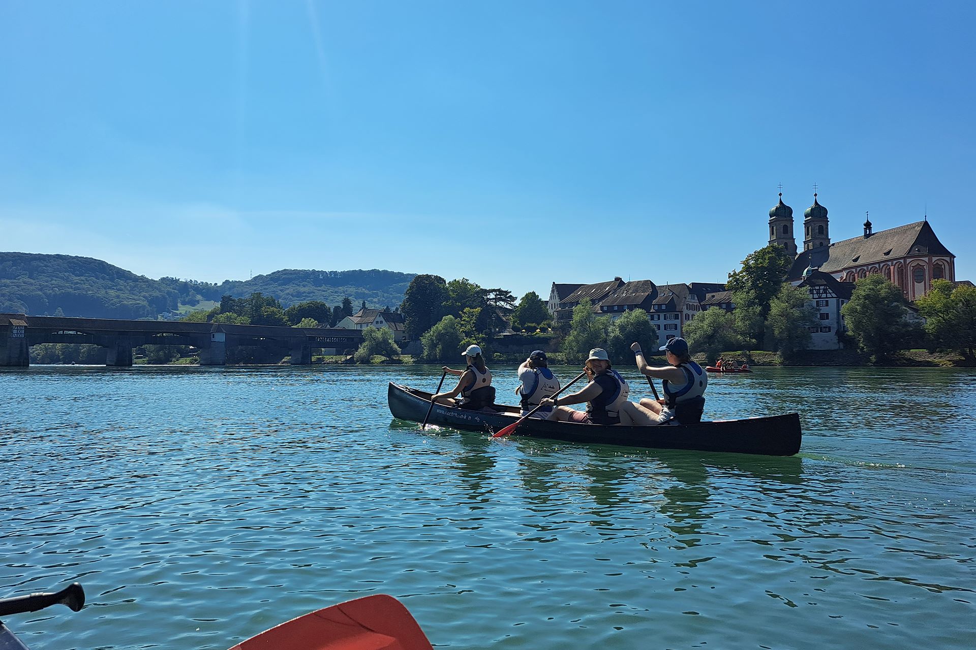 Kanutour auf dem Rhein für Jugendliche